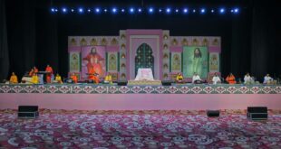 दिव्य धाम आश्रम, दिल्ली में आयोजित मासिक आध्यात्मिक कार्यक्रम द्वारावर्तमान समय में ब्रह्मज्ञान की अनिवार्यता को दर्शाया गया